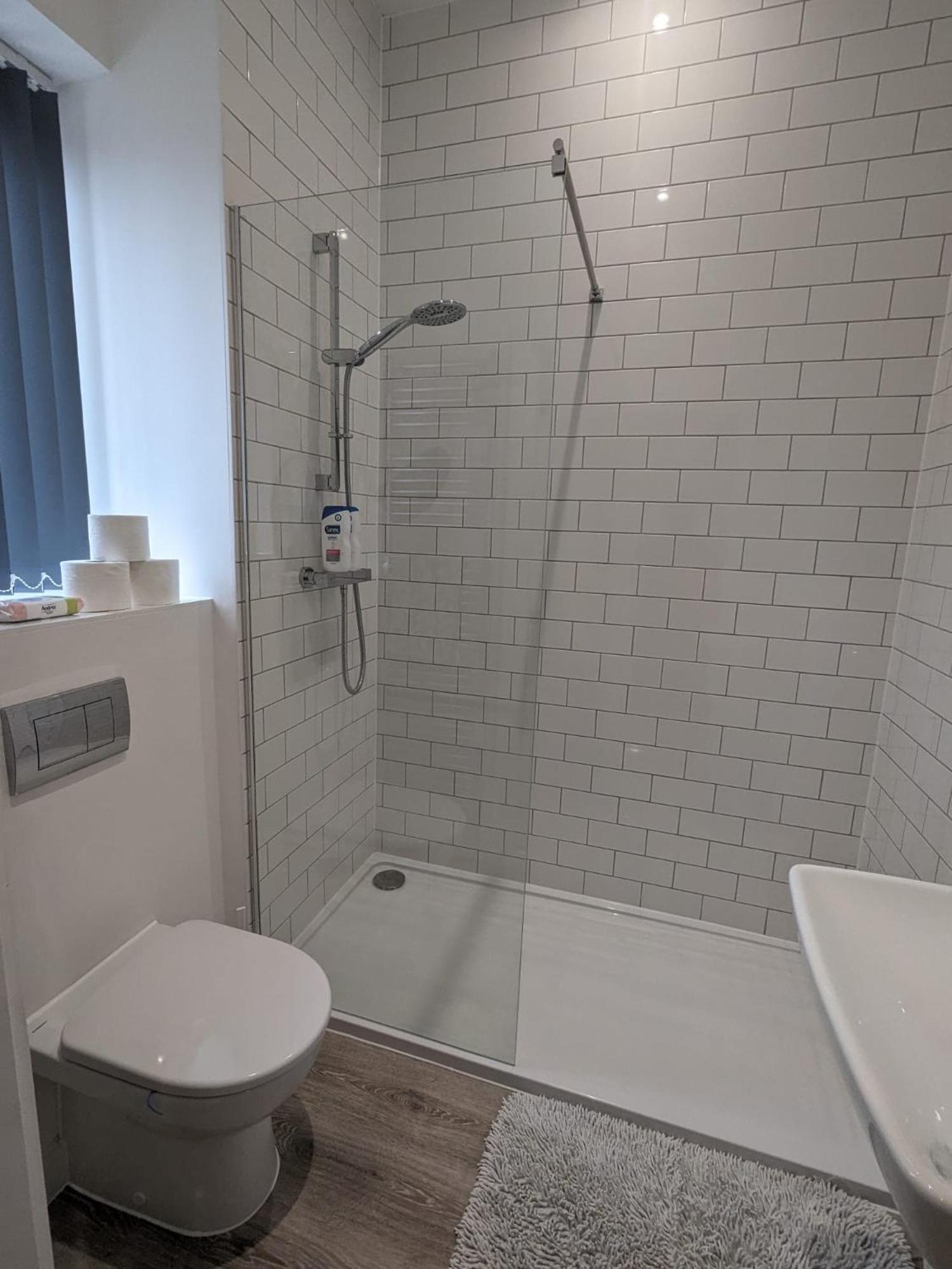 Contemporary Double Ensuite Room Birmingham Kültér fotó