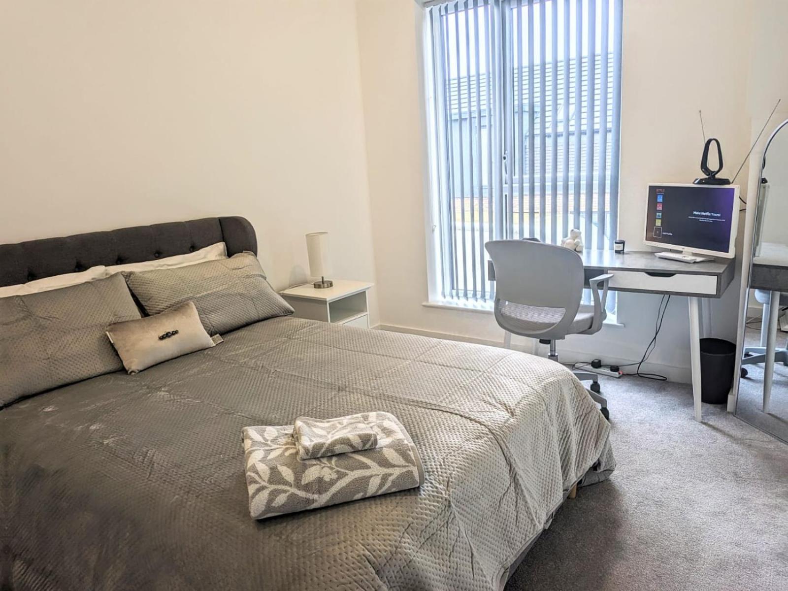 Contemporary Double Ensuite Room Birmingham Kültér fotó